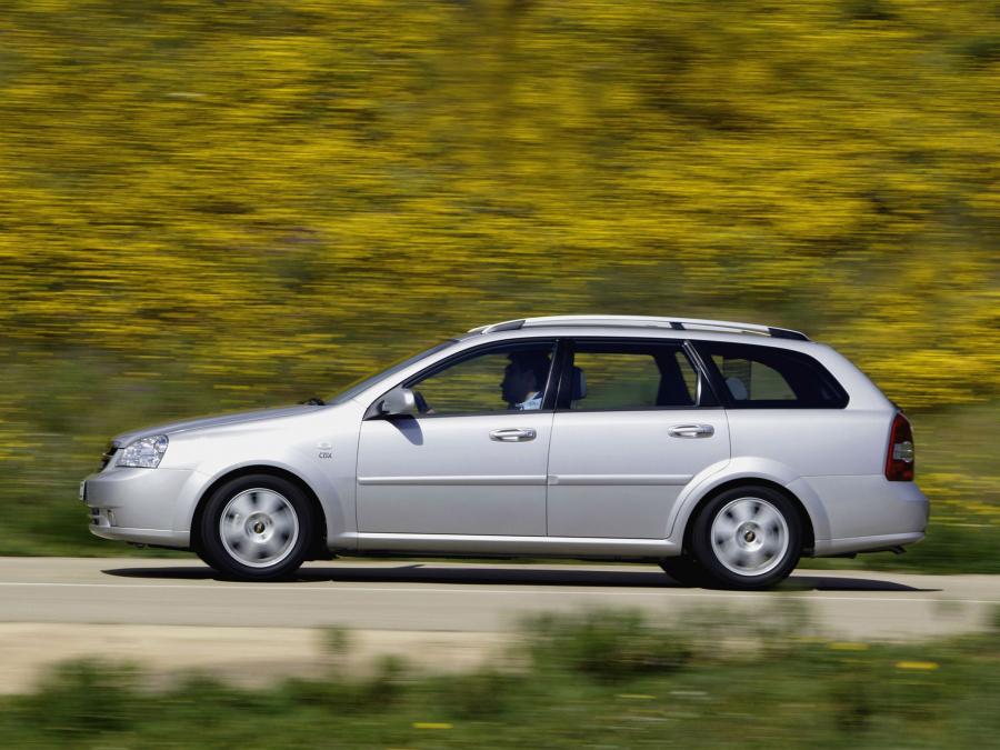  Chevrolet Nubira Station Wagon 2004 года  (фото 6 из 16)